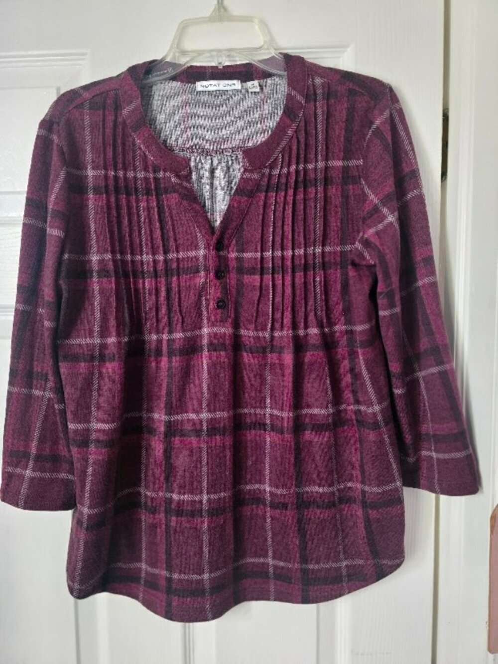 Notations Women’s Medium Burgundy Plaid 3/4 Sleeve Henley Tunic Top